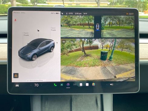 Used 2024 Tesla Model Y Performance image 25