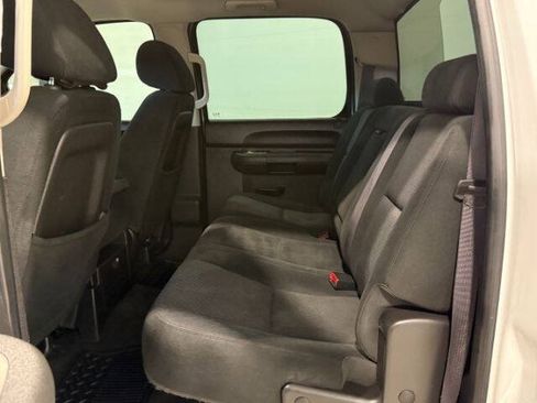 Used 2010 Chevrolet Silverado 2500 LT AWD/4WD image 16