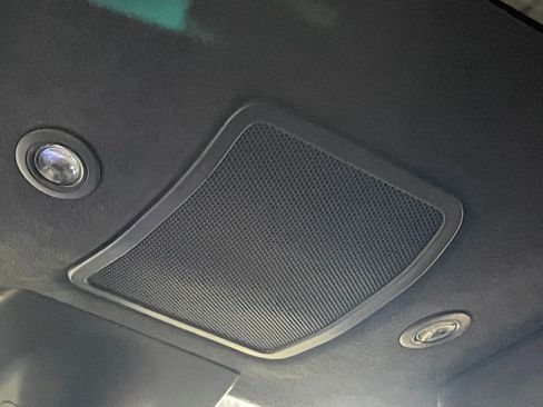 Used 2020 Tesla Model S Long Range Plus image 43