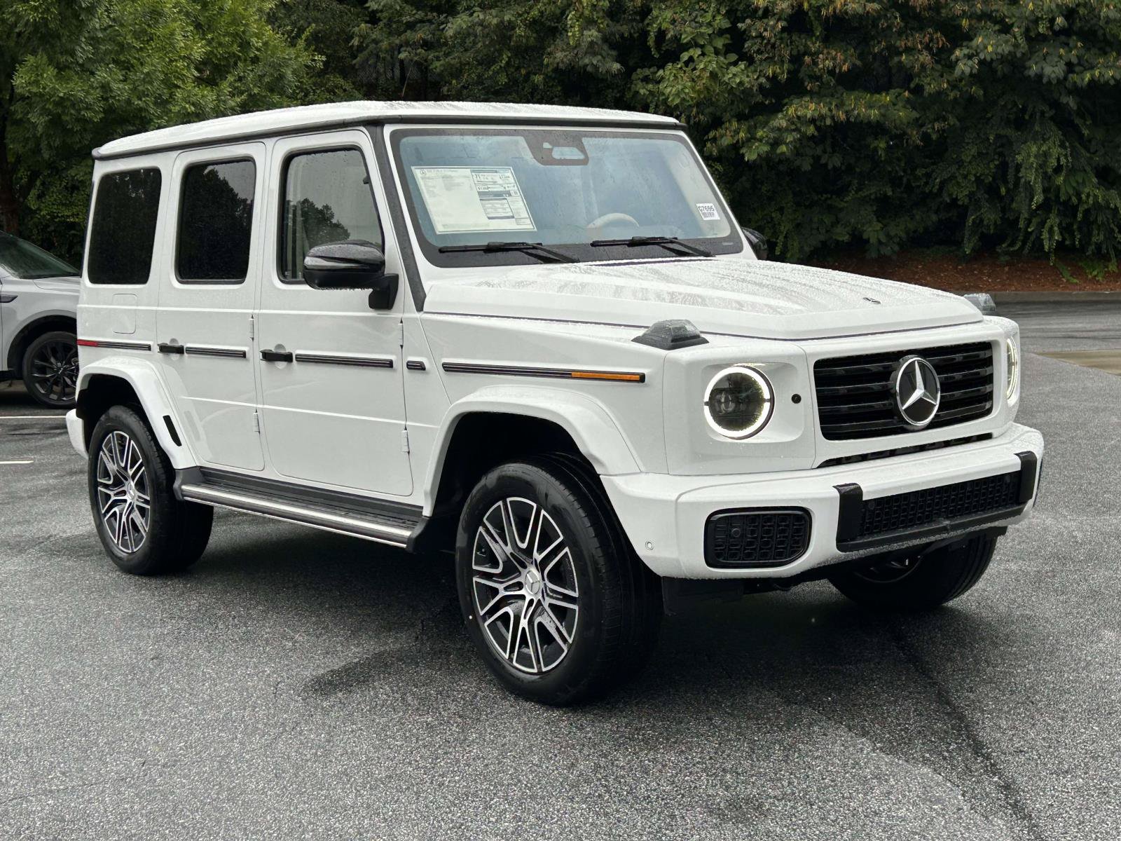 New 2027 Mercedes-Benz G 580 e image 4