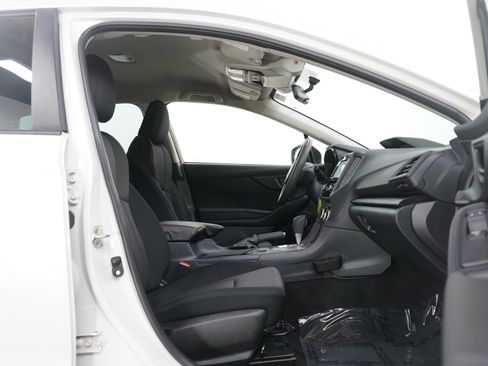 Used 2022 Subaru Crosstrek 2.0i image 11