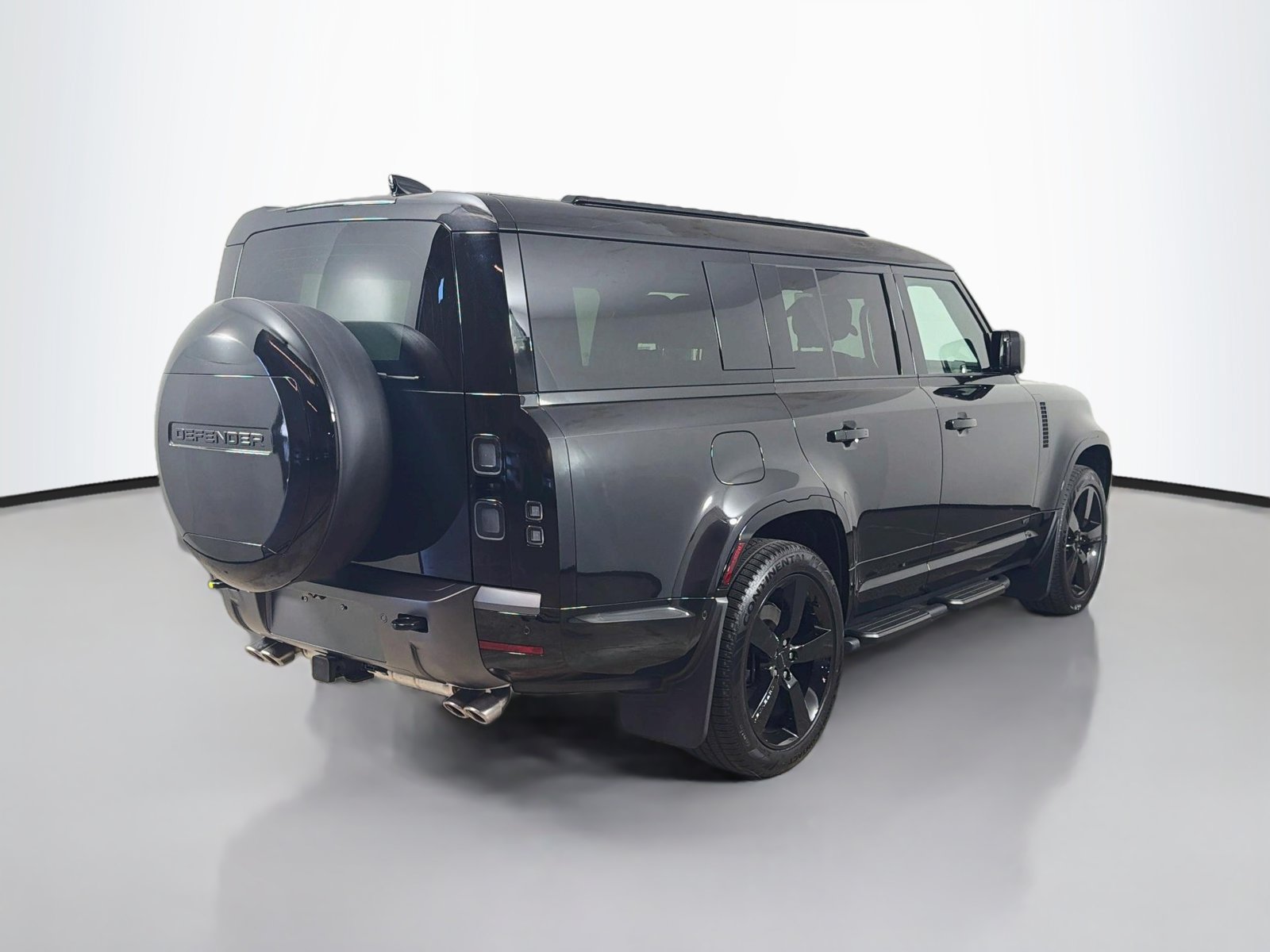 New 2026 Land Rover Defender 130 V8 AWD/4WD image 5