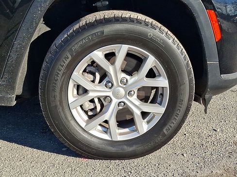 Used 2023 Jeep Grand Cherokee L Limited w/ Trailer Tow Group (B) image 11