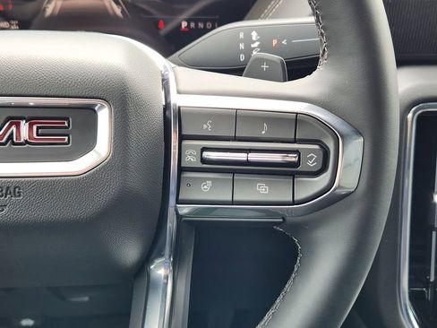 New 2026 GMC Yukon Elevation image 16