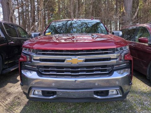 Used 2021 Chevrolet Silverado 1500 LTZ w/ LTZ Convenience Package II image 3