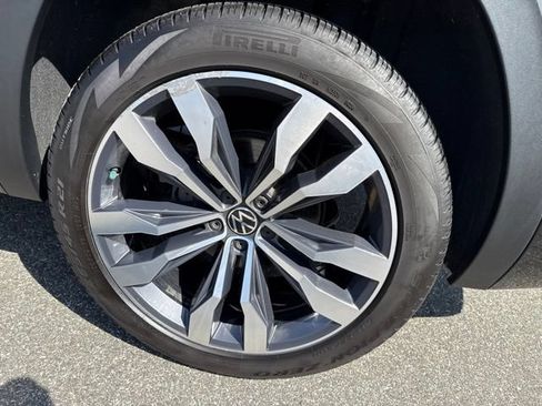 Used 2022 Volkswagen Atlas SEL Premium AWD/4WD image 9
