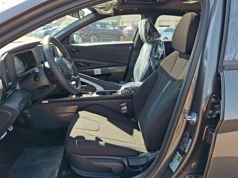 New 2026 Hyundai Elantra SEL Sport Premium FWD image 13