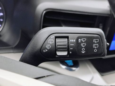 Used 2023 Ford Explorer XLT w/ Equipment Group 202A image 41