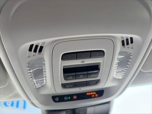 New 2026 Buick Envision Avenir image 25