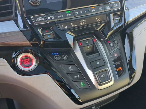 Used 2024 Honda Odyssey Elite image 21