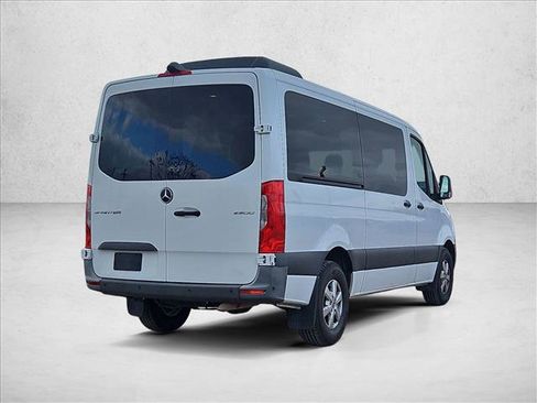 Used 2022 Mercedes-Benz Sprinter 2500 image 5