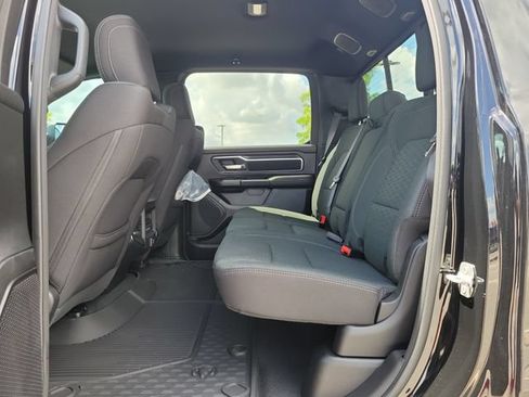 New 2026 RAM 1500 Big Horn AWD/4WD image 8