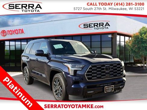 Used 2025 Toyota Sequoia Platinum AWD/4WD image 1