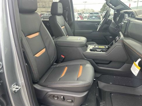 New 2026 GMC Sierra 2500 AT4 w/ AT4 Preferred Package image 28