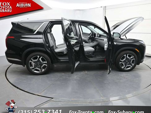 Used 2023 Hyundai Palisade SEL AWD/4WD image 35