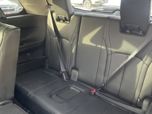 Used 2023 INFINITI QX60 Pure image 32