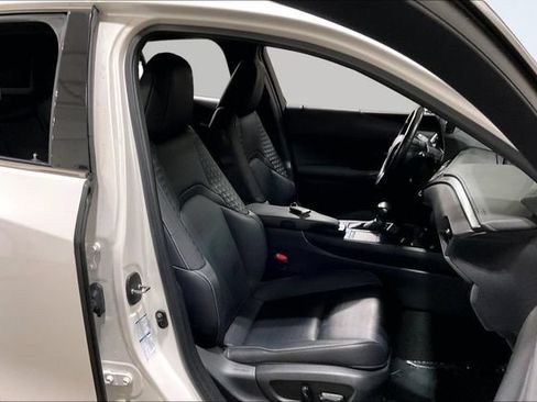 Used 2019 Lexus UX 250h w/ Accessory Package 2 AWD/4WD image 7