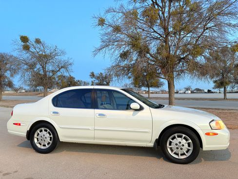 Used 2000 Nissan Maxima GXE image 42