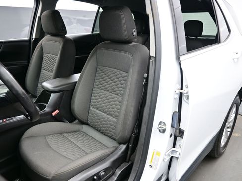 Used 2020 Chevrolet Equinox LT AWD/4WD image 11