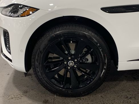 New 2026 Jaguar F-PACE R-Dynamic S image 10