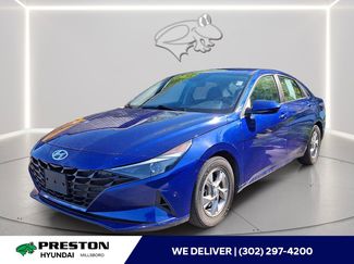 Used 2021 Hyundai Elantra SE FWD video 1