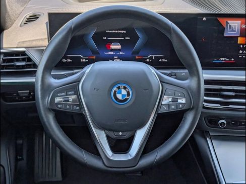 Used 2022 BMW i4 eDrive40 w/ Premium Package image 12