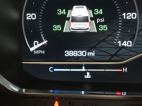 Used 2023 GMC Yukon XL AT4 w/ Max Trailering Package image 13