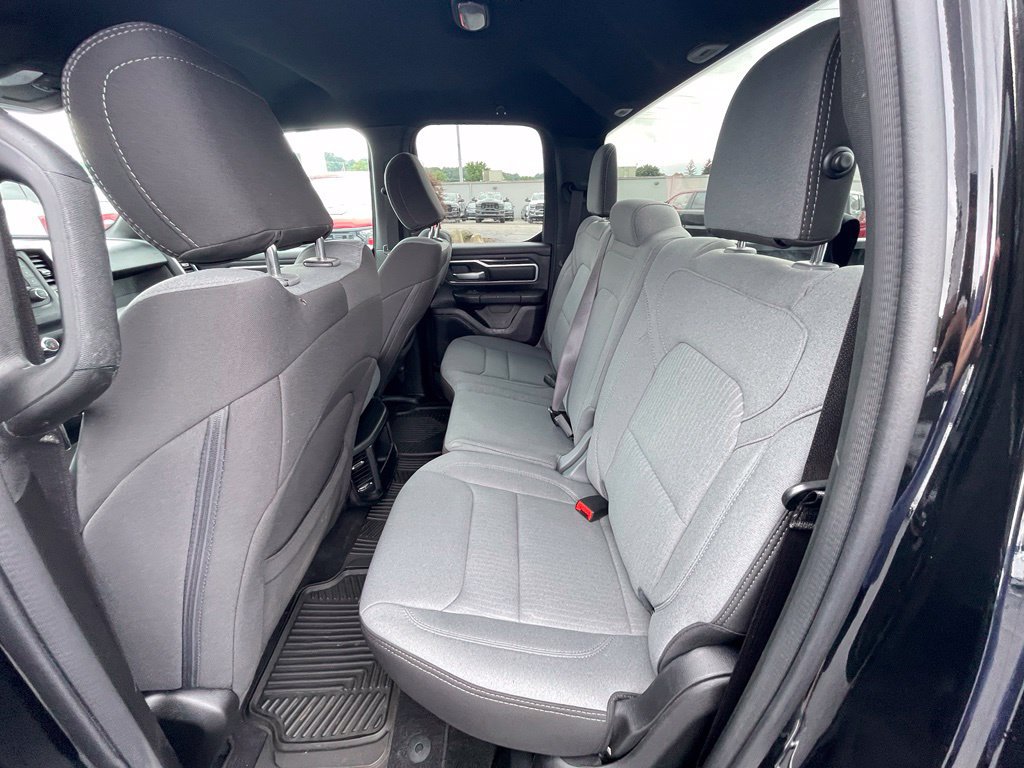 Used 2023 RAM 1500 Big Horn AWD/4WD image 18