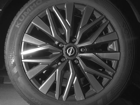 Used 2025 Nissan Altima 2.5 SV image 15