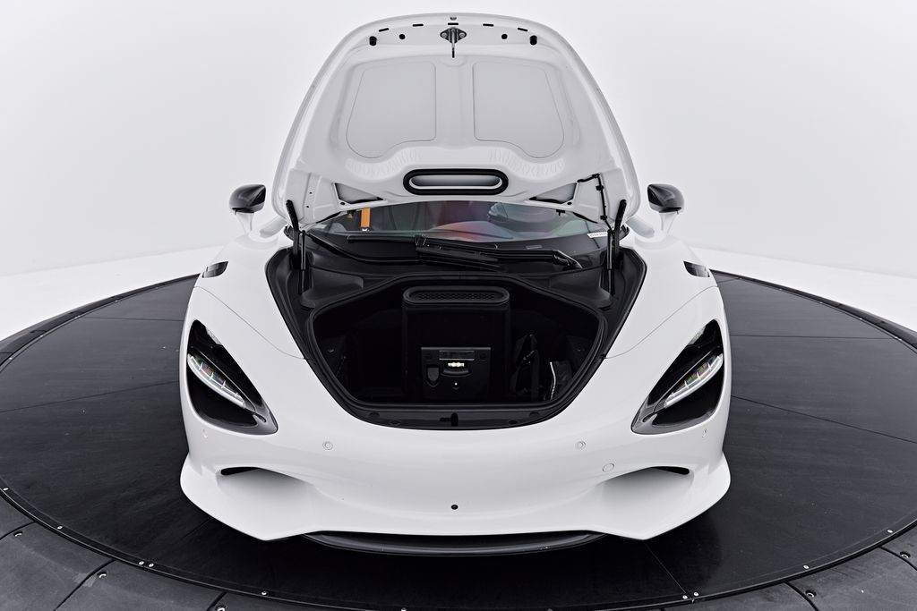 Used 2025 McLaren 750S Spider RWD image 28