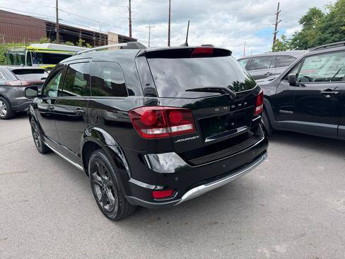 Used 2020 Dodge Journey Crossroad FWD image 8