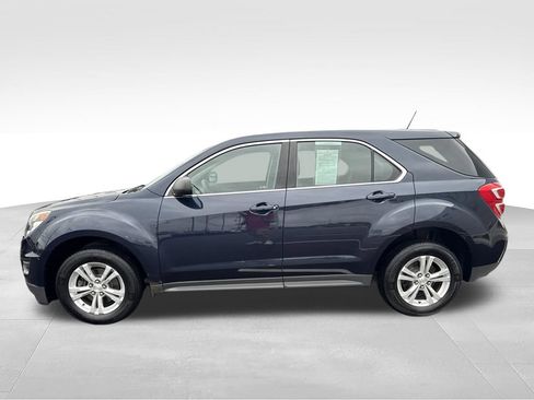 Used 2017 Chevrolet Equinox LS FWD image 6