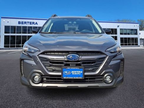 Used 2024 Subaru Outback Premium AWD/4WD image 2