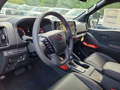 New 2026 Nissan Frontier PRO-4X w/ Pro Premium Package AWD/4WD image 16