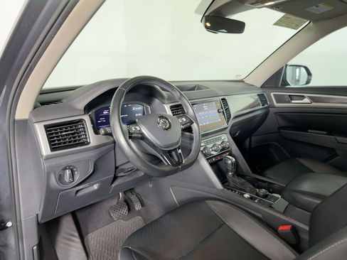 Used 2019 Volkswagen Atlas SEL image 4