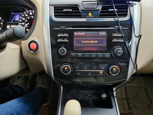 Used 2015 Nissan Altima 2.5 S w/ Power Driver Seat Package FWD image 19