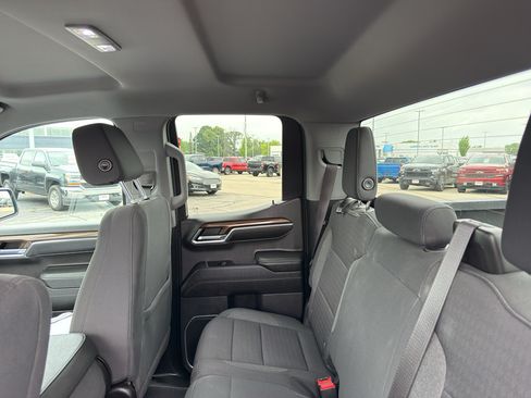 Certified 2023 Chevrolet Silverado 1500 LT AWD/4WD image 34