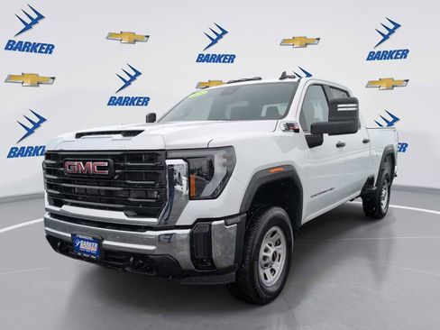 Used 2024 GMC Sierra 2500 Pro w/ Convenience Package image 1