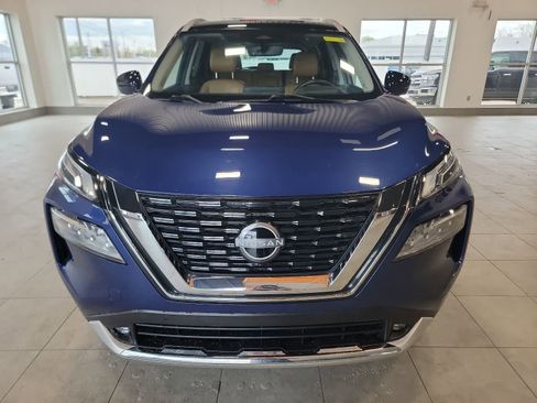 Used 2022 Nissan Rogue Platinum w/ Head-Up Display Package FWD image 3