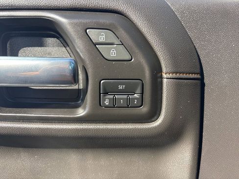 Used 2022 GMC Sierra 1500 AT4 w/ AT4 Premium Package image 31