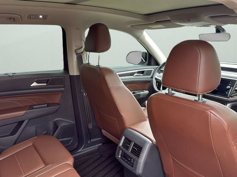 Used 2022 Volkswagen Atlas SE FWD image 28