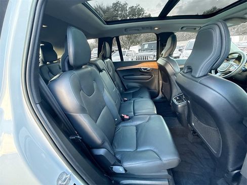 Used 2023 Volvo XC90 B5 Plus w/ Protection Package Premier image 32