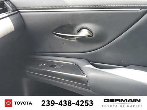 Used 2020 Lexus ES 300h w/ Premium Package FWD image 29