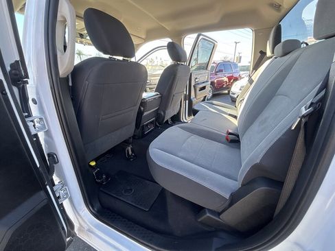 Used 2021 RAM 1500 Classic SLT image 15