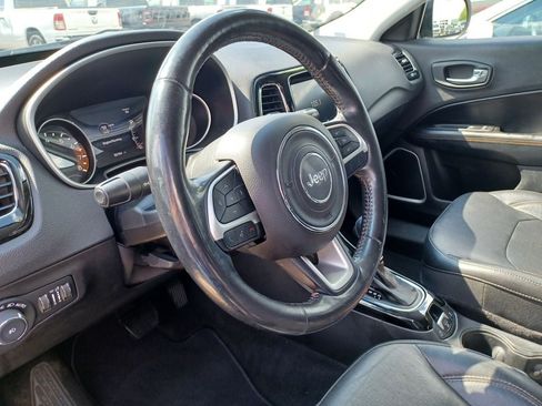 Used 2020 Jeep Compass Limited AWD/4WD image 13