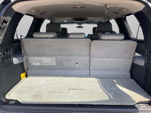 Used 2011 Toyota Sequoia Platinum AWD/4WD image 18