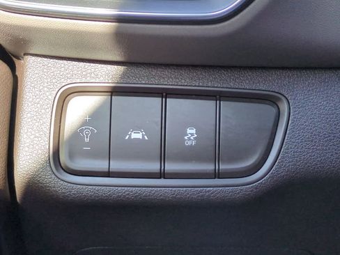 Used 2020 Hyundai Santa Fe SE image 18