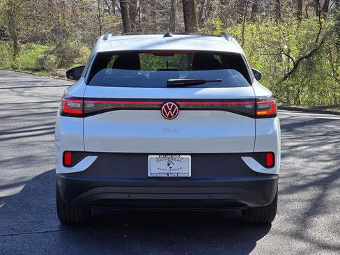 Used 2024 Volkswagen ID.4 S image 5
