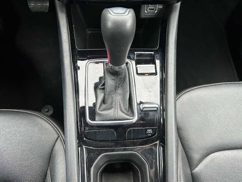 Used 2024 Jeep Compass Limited image 35