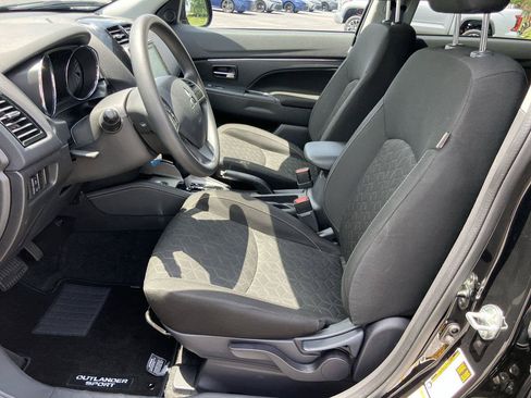 Used 2026 Mitsubishi Outlander Sport AWD image 12